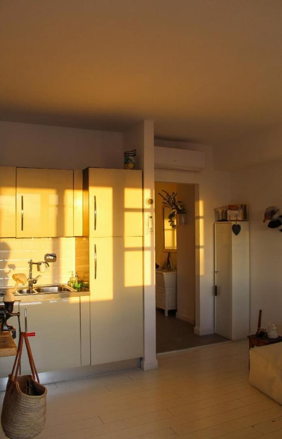 Sunset Loft Apartment Ливорно Екстериор снимка
