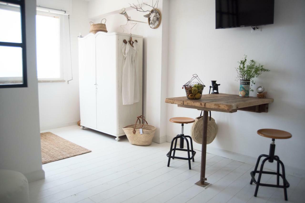 Sunset Loft Apartment Ливорно Екстериор снимка