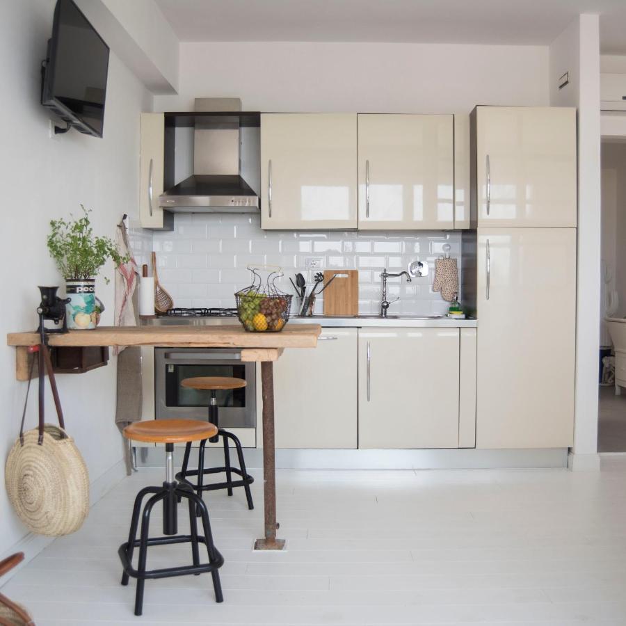 Sunset Loft Apartment Ливорно Екстериор снимка